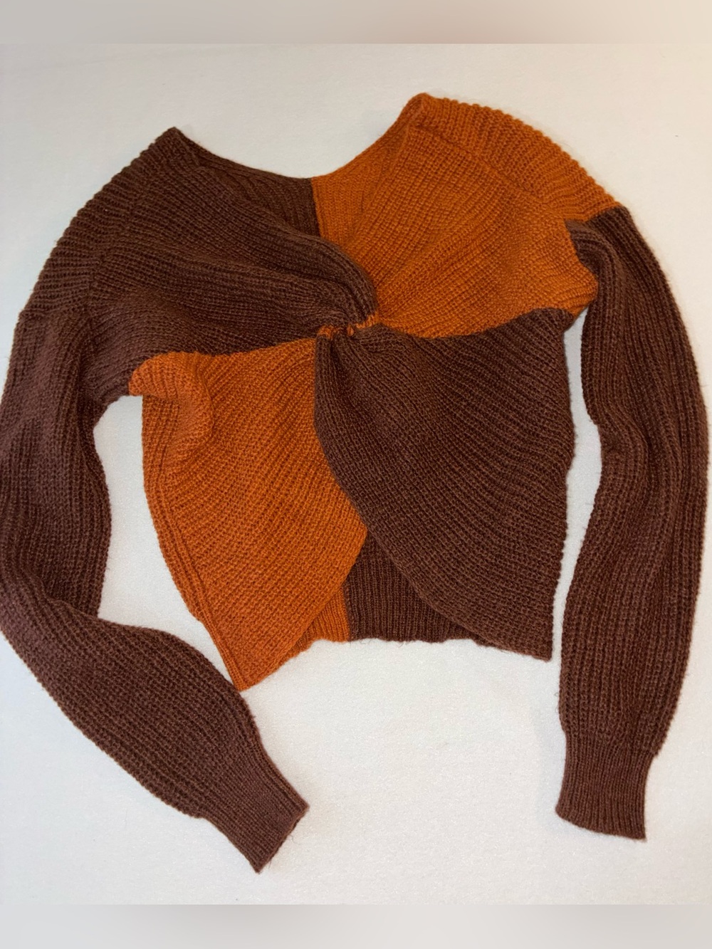 Reversible Colorblock Twisted Front Sweater SZ M